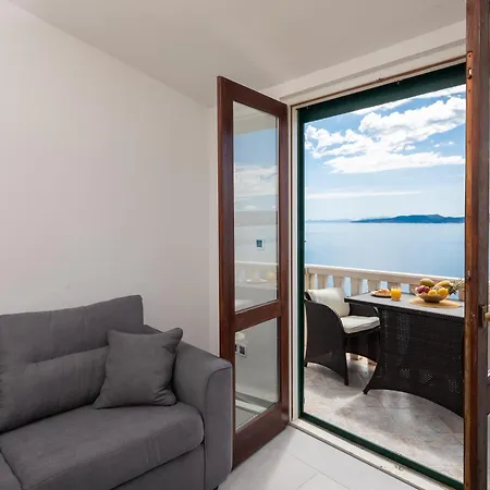 شقة Vista Al Mar ميميتسا